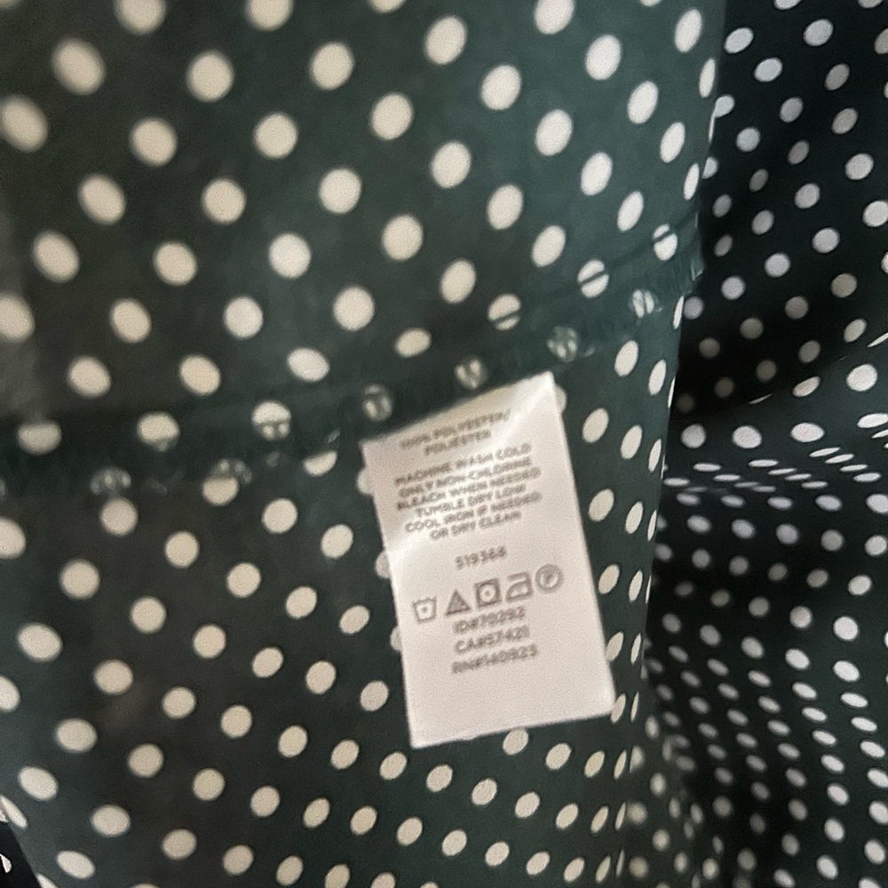 💜💜 LOFT POLKA DOT BLOUSE💜💜 - Picture 3 of 4